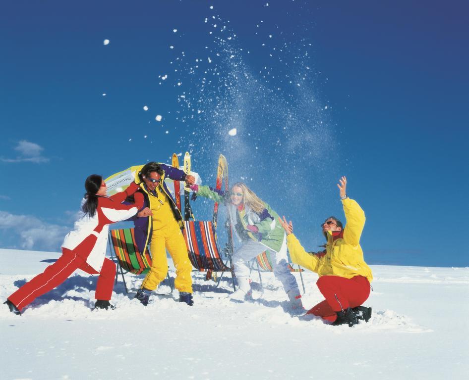 Wellnesshüttendorf Wiese Sankt Leonhard im Pitztal Exterior foto
