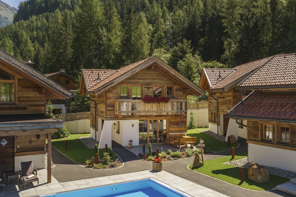 Wellnesshüttendorf Wiese Sankt Leonhard im Pitztal Exterior foto