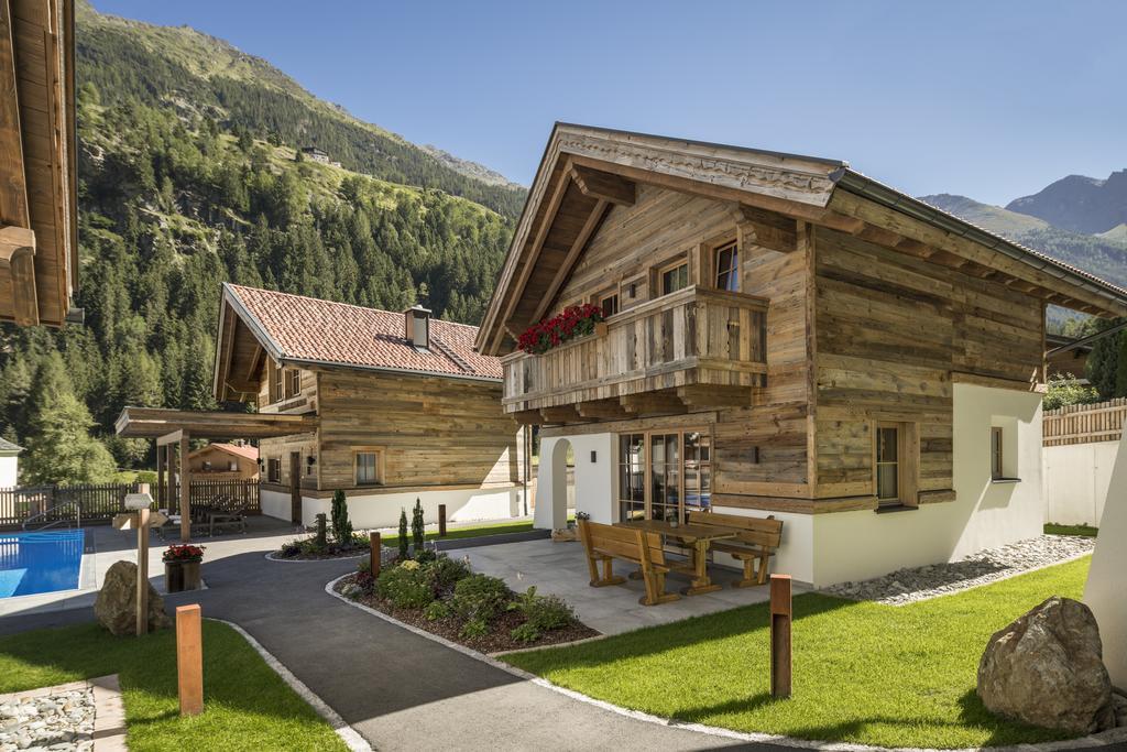Wellnesshüttendorf Wiese Sankt Leonhard im Pitztal Exterior foto